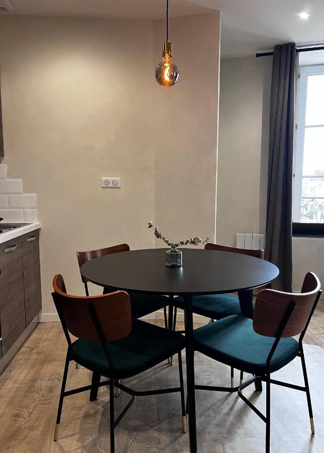 Myaka Appartement Wood Шоле Экстерьер фото